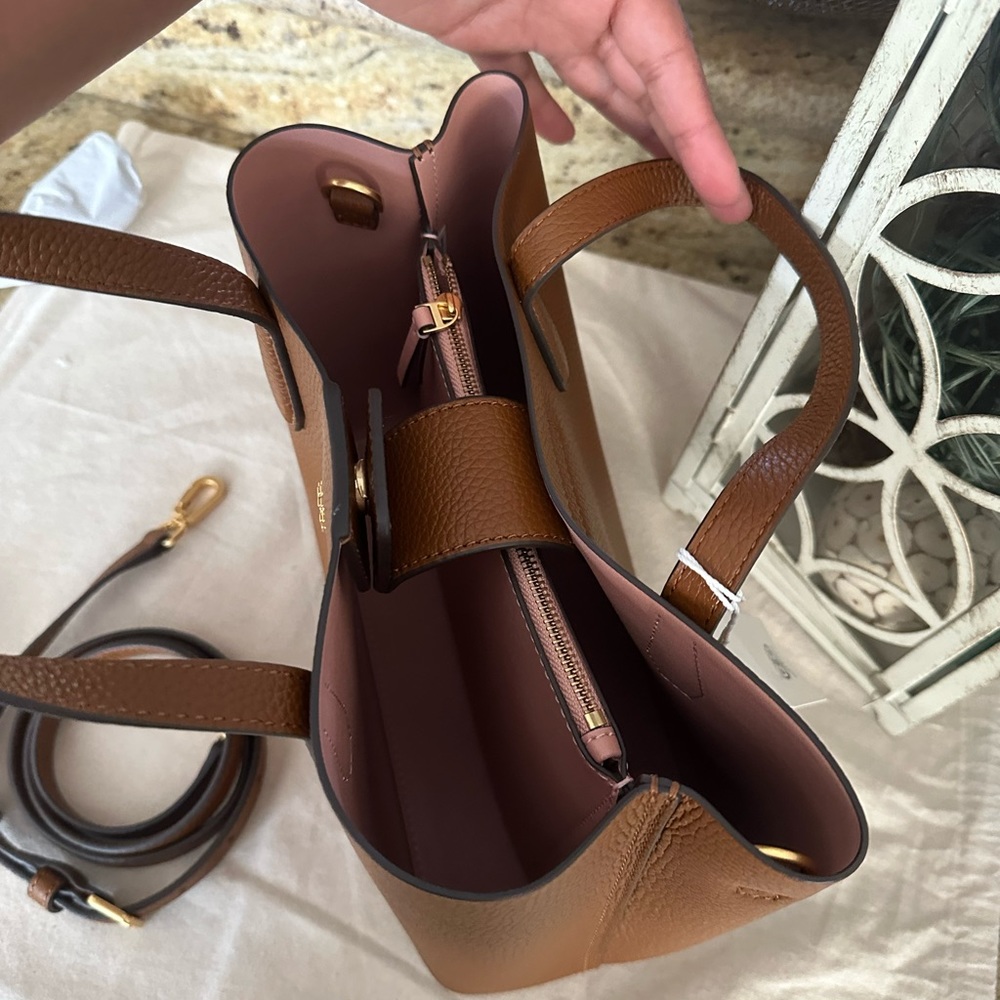 New Tory Burch blake tote small tote - Picture 6 of 9